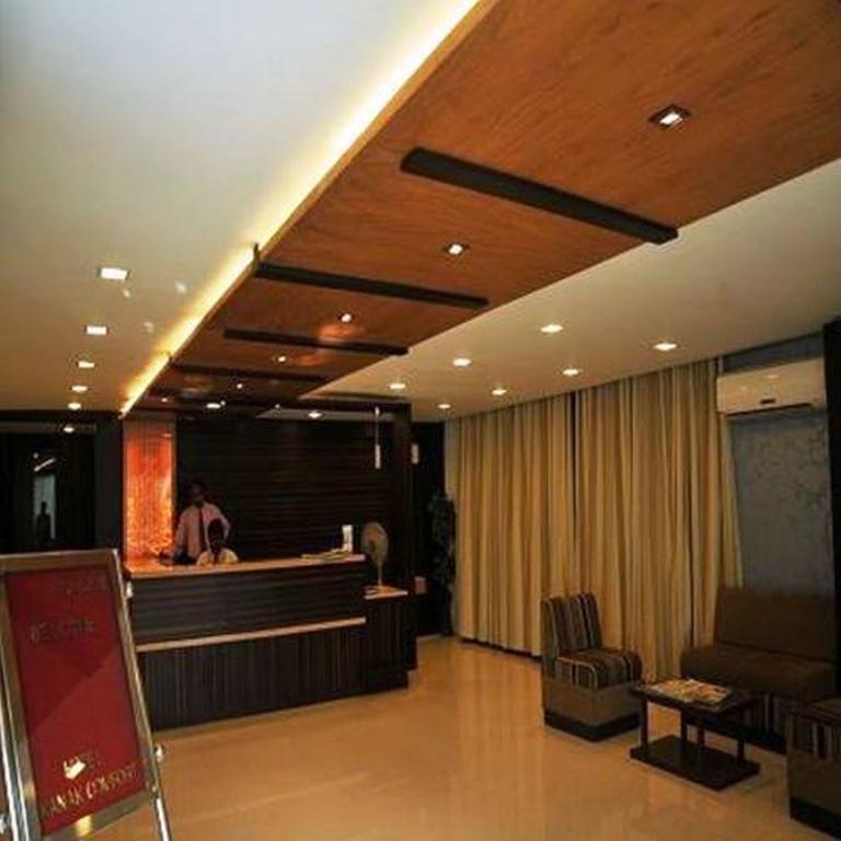 Hotel Kanak Comfort Ахмедабад Екстер'єр фото